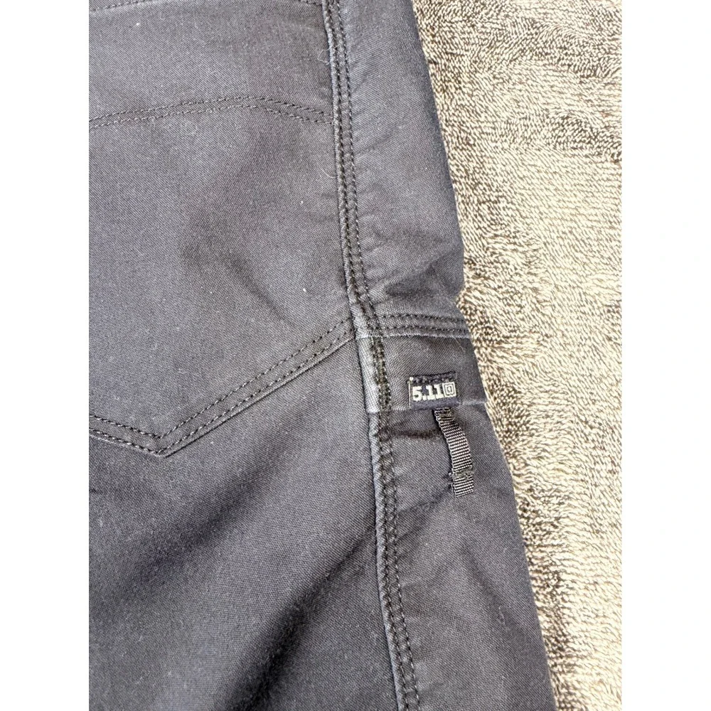 5.11 Tactical Apex Shorts Mens 38 Black Cargo Utility Outdoor Hiking 73327